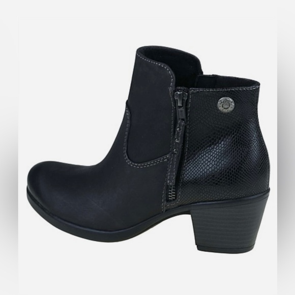 Planet Shoes Black “Echo” Ankle Boots - Picture 2 of 7